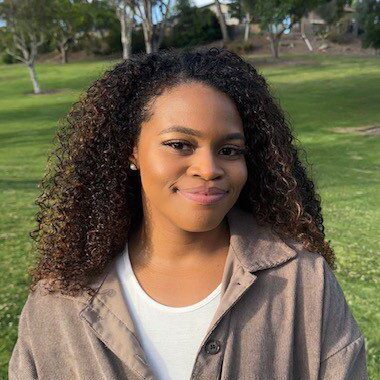Bio Picture- Daisha